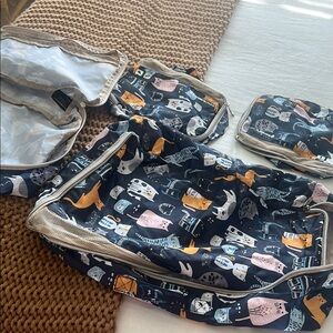 Cat Print Travel Organizer Set